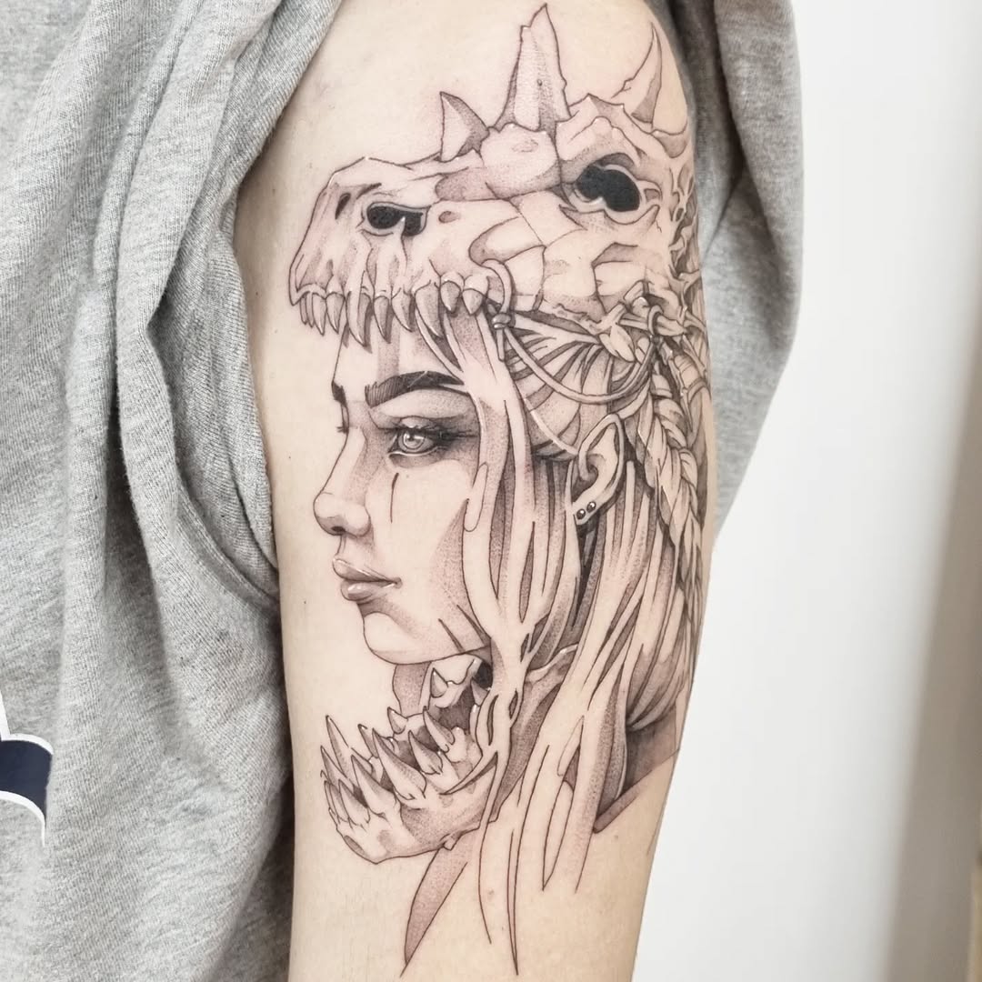 Tatouage technique précise par Vincent - Lemon Tattoo Castelnau-le-Lez